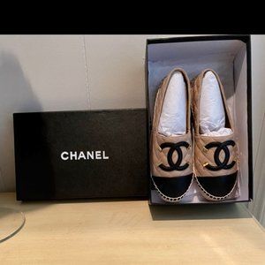 CHANEL ESPADRILLES CC FLAT SHOES 8